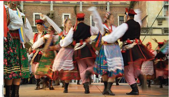 Dancers in traditional Polish dress.