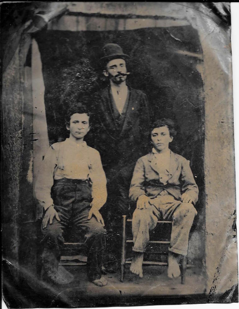 photo identification clues dating tintype