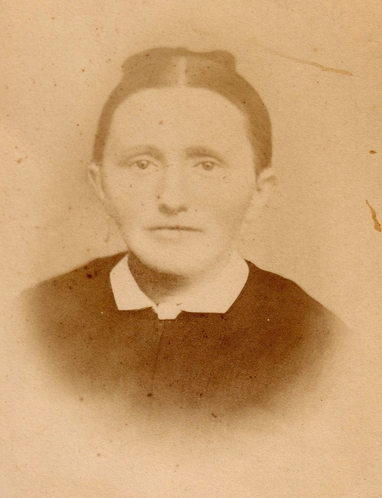 old photo identification