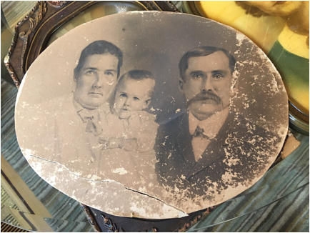 Preserving Damaged Family Photos Photo Detective